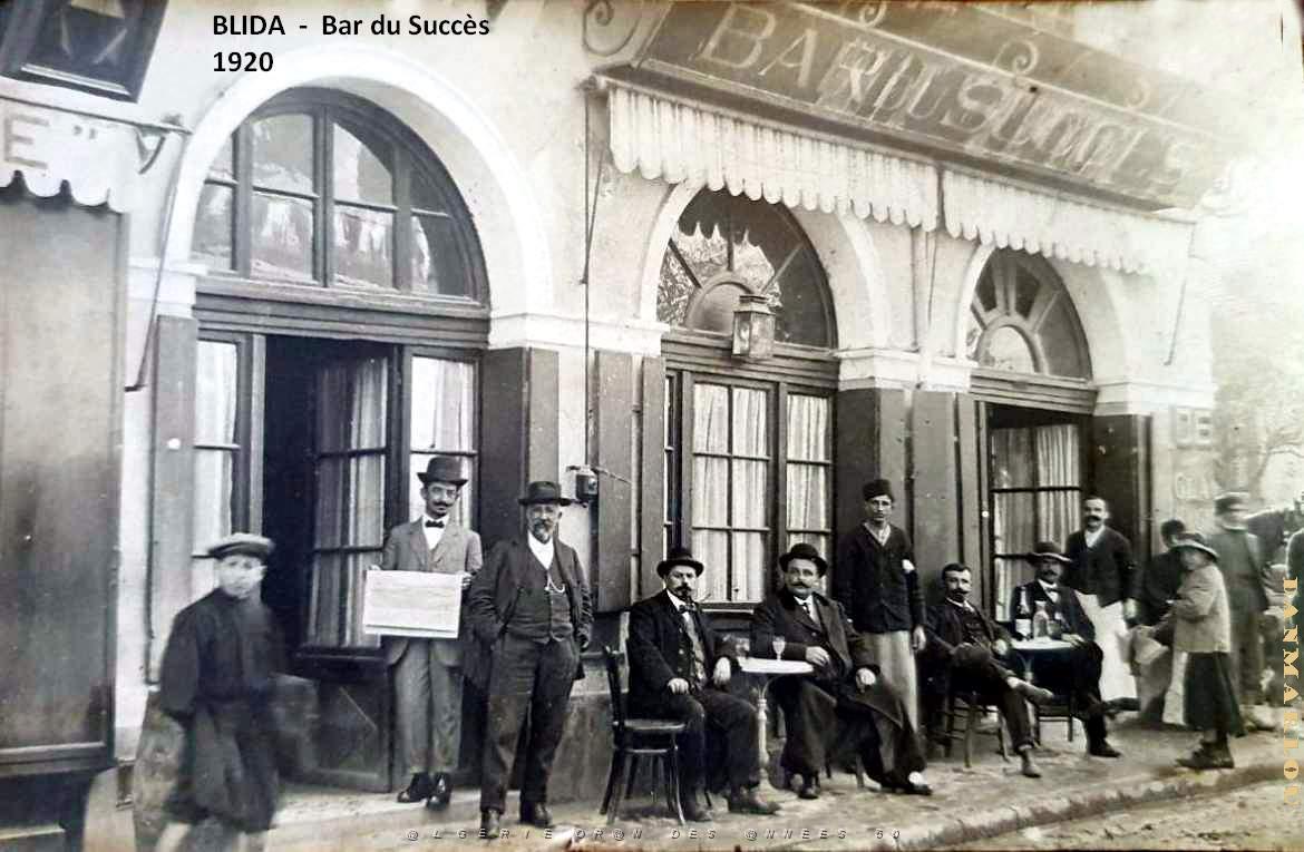 Blida - Bar du Succes - 1920.jpg